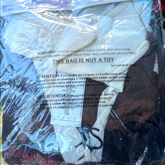 NWT Men's Rogue Pirate Costume adult Halloween costume size Large 42-44 - Picture 4 of 8